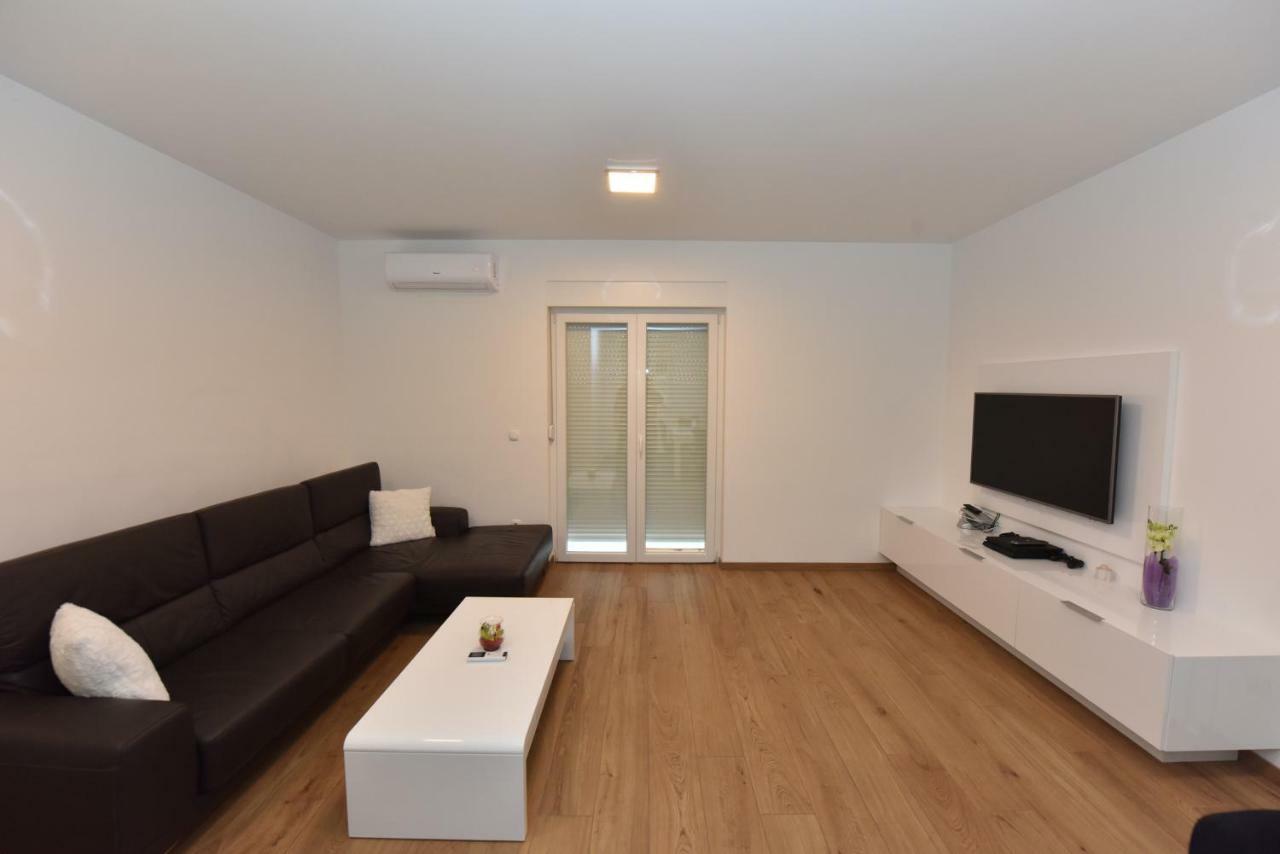 Family Apartments Podsolarsko Šibenik Esterno foto