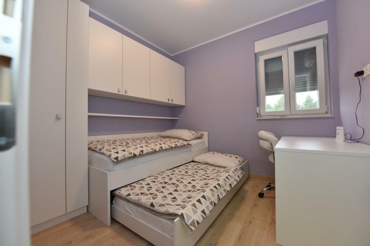 Family Apartments Podsolarsko Šibenik Esterno foto
