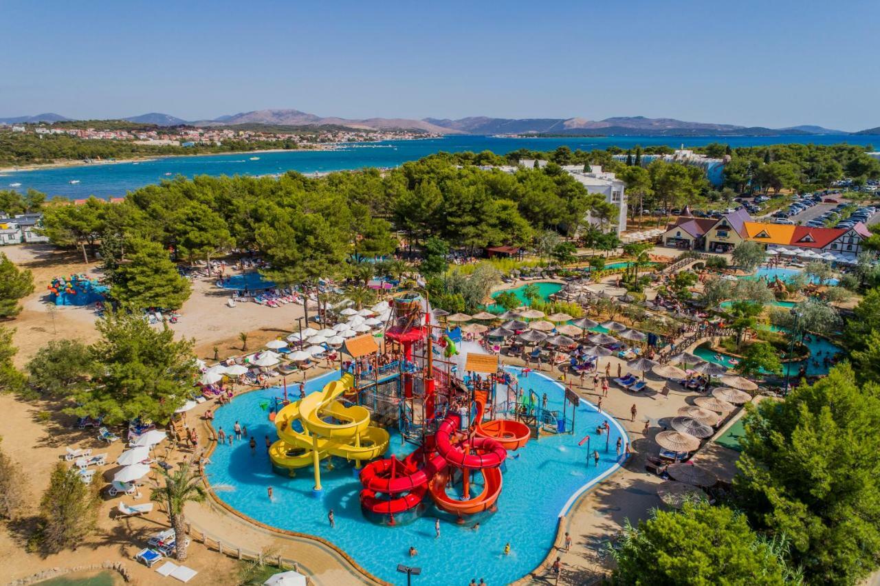 Family Apartments Podsolarsko Šibenik Esterno foto